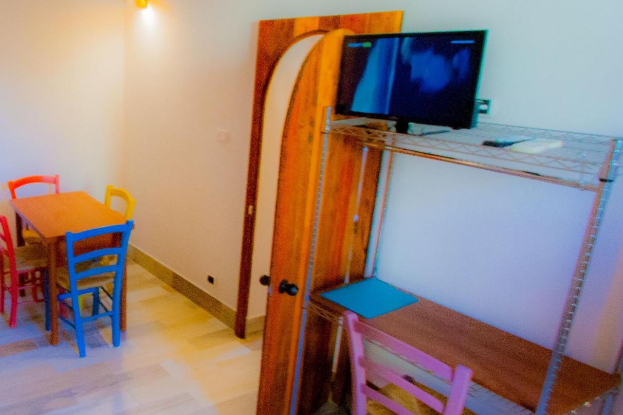 "Sea & Center" Free Beach, Wifi, Mini Pool, Roof Terrace, Ladispoli, Rome Экстерьер фото